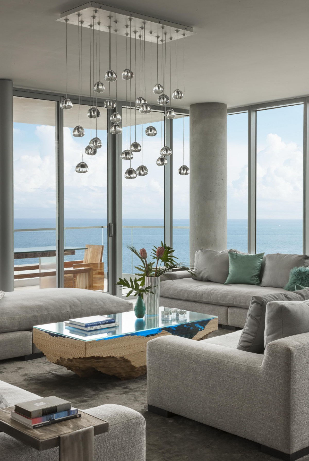 Penthouse Apartment With Ocean View And Theater Room